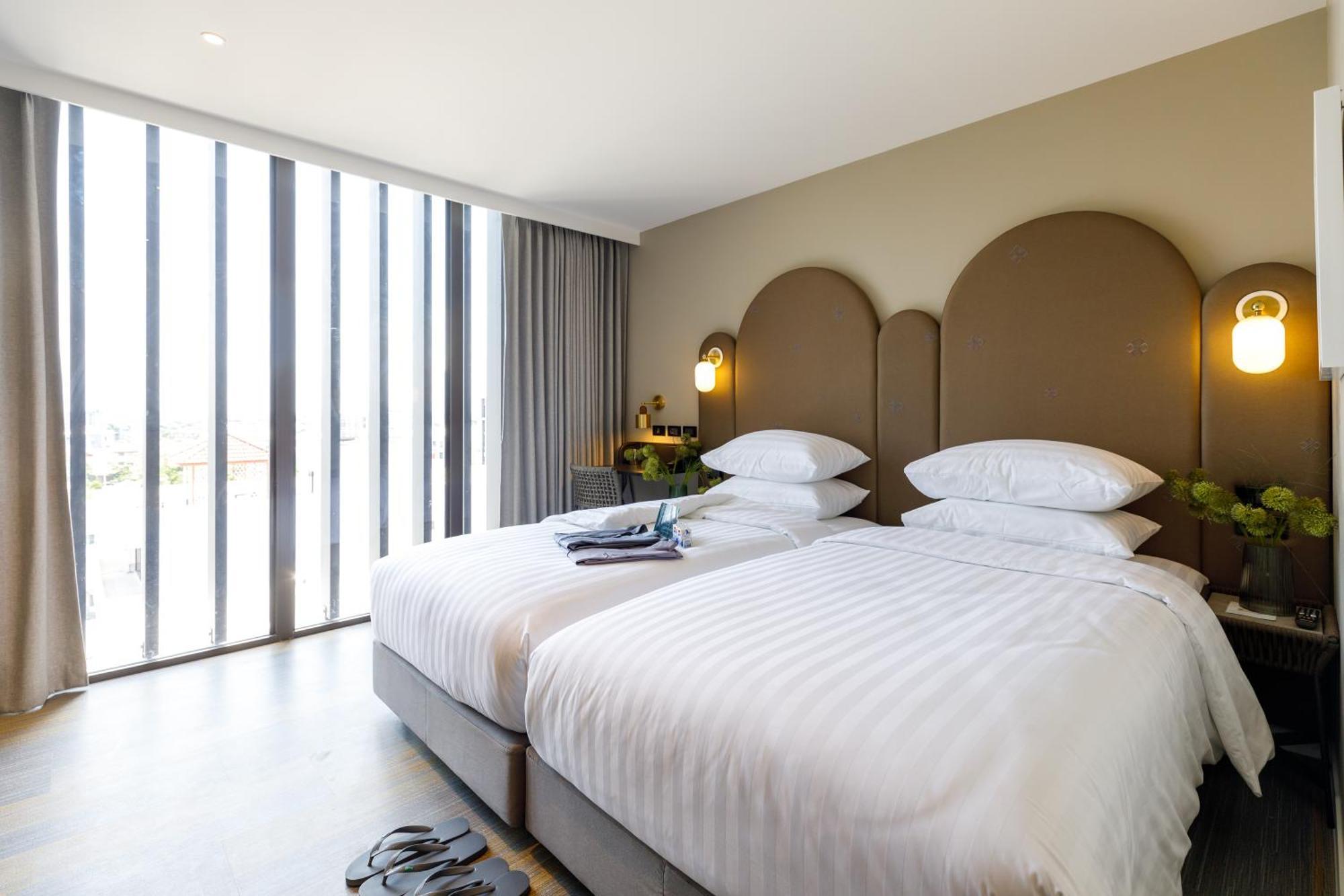 Benjarong Hotel بانكوك المظهر الخارجي الصورة